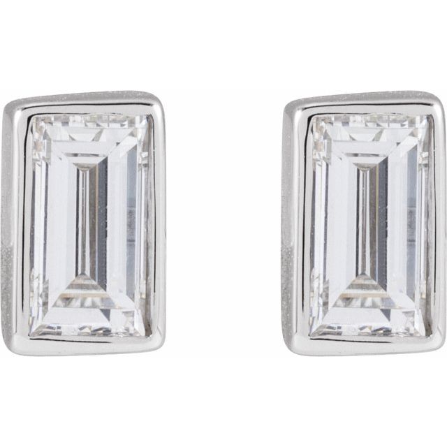 14K White 1/8 CT Natural Diamond Stud Earring