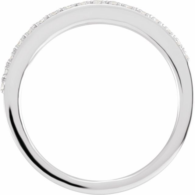 14K White 1/10 CTW Natural Diamond Band