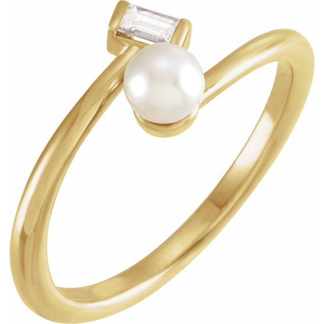 14k Yellow Cultured White Akoya Pearl  & 1/10 Ct Natural Diamond Ring