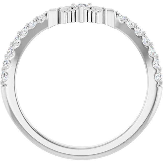 14k White 1/5 Ctw Lab-grown Diamond Claddagh Contour Band