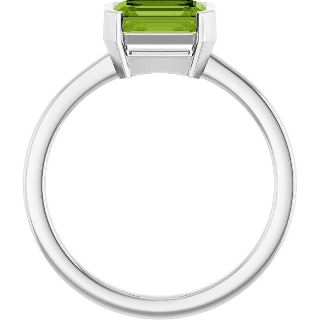 14K White Natural Peridot Ring