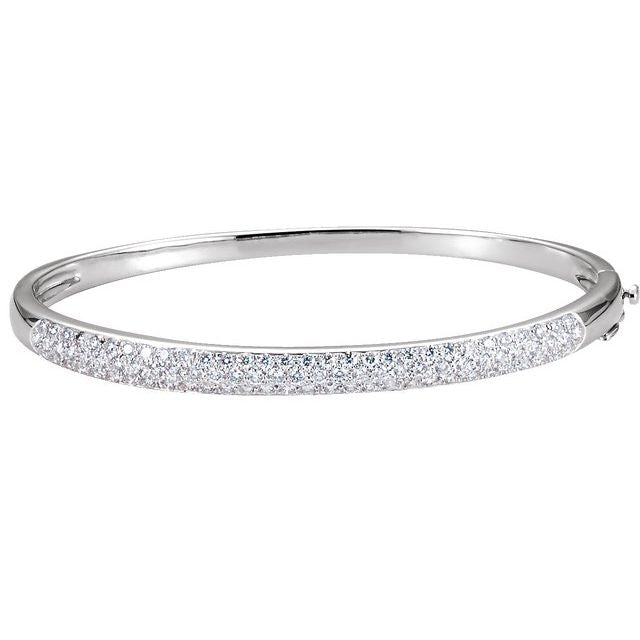 14k White 1 1/2 Ctw Natural Diamond Bangle 7 1/2' Bracelet