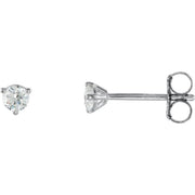 14k White 1/5 Ctw Natural Diamond Stud Earrings