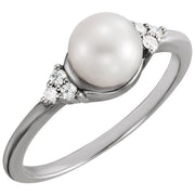14k White 6.5-7 Mm Cultured Freshwater White Pearl & .09 Ctw Natural Diamond Ring