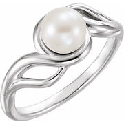 14k White Cultured White Freshwater Pearl Ring