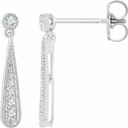 14k White 1/6 Ctw Natural Diamond Teardrop Earrings