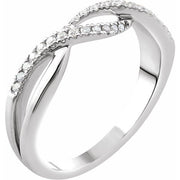 14k White 1/6 Ctw Natural Diamond Criss-cross Ring