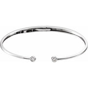14k White 1/6 Ctw Natural Diamond Hinged Cuff 7' Bracelet