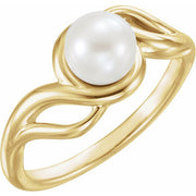 14k Yellow Cultured White Freshwater Pearl Ring