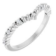 14K White 1/10 CTW Diamond Contour Band