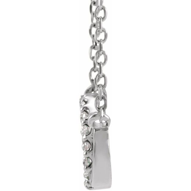 14k White .05 Ctw Natural Diamond Interlocking Circle 18' Necklace